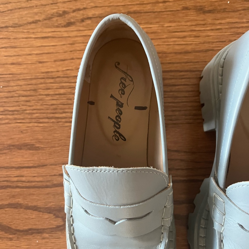 FREE PEOPLE Lyra Lug Sole Loafers Blue 6.5 - Picture 3 of 7